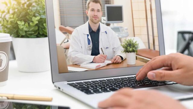 A Doctor Image Opned on a Laptop